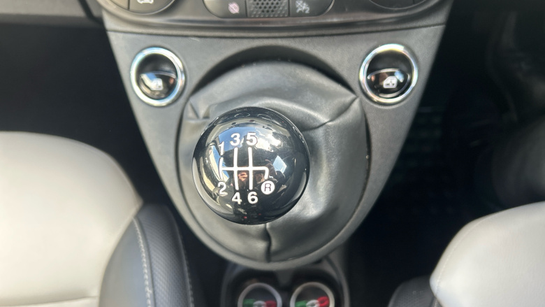 Fiat 500 1.0 Mild Hybrid Dolcevita [Part Leather] 2dr Petrol Convertible